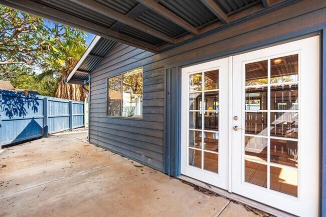 Building Photo - Kula/Omapio Studio