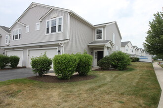 Building Photo - 6901 Creekside Dr