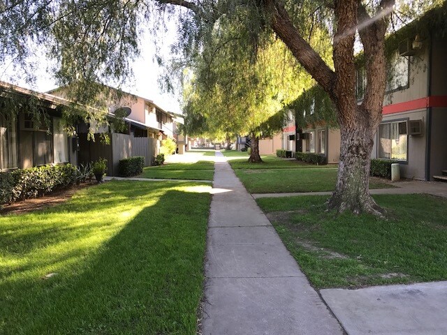 North Pointe Apartments Riverside