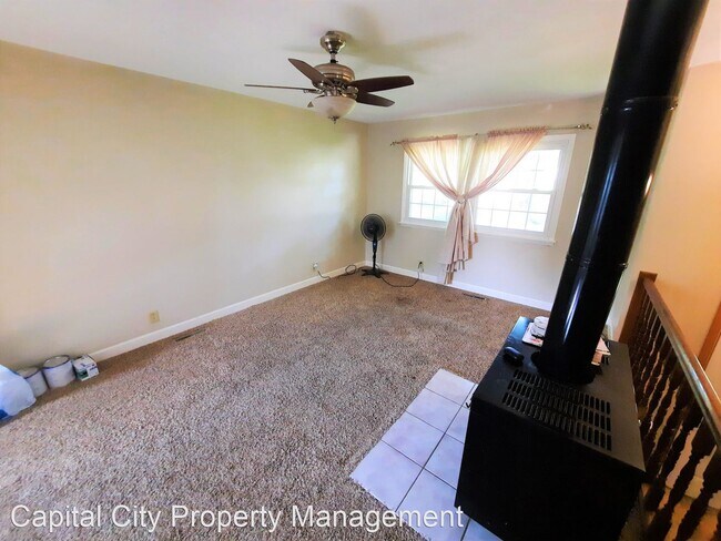 Building Photo - 3 br, 2 bath House - 4295 NW 11th St