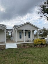 Building Photo - 1425 Lone Star Rd