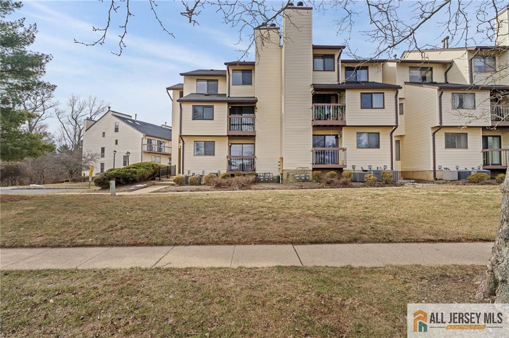 Foto principal - 3001 Revere Ct