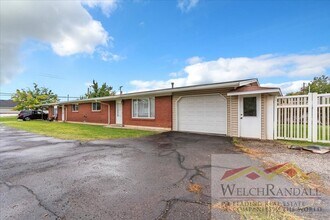 Building Photo - 868 W 4400 S