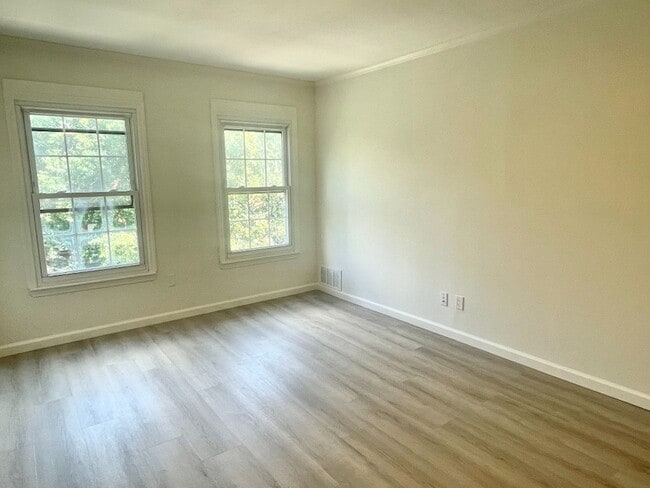 Foto del edificio - 650 Baltic St