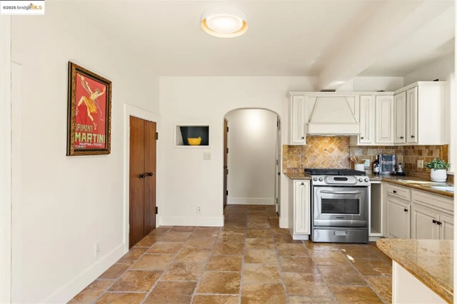 Foto del edificio - 1412 Peralta Ave