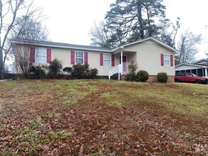 Building Photo - 208 Capewood Rd