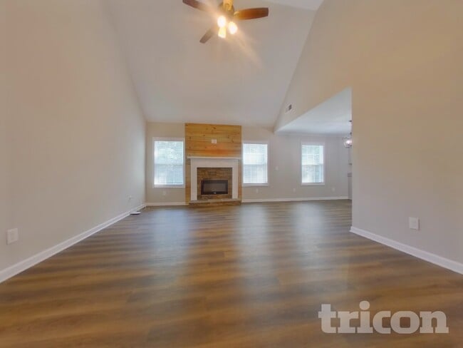 Building Photo - 117 Grizzly Trail