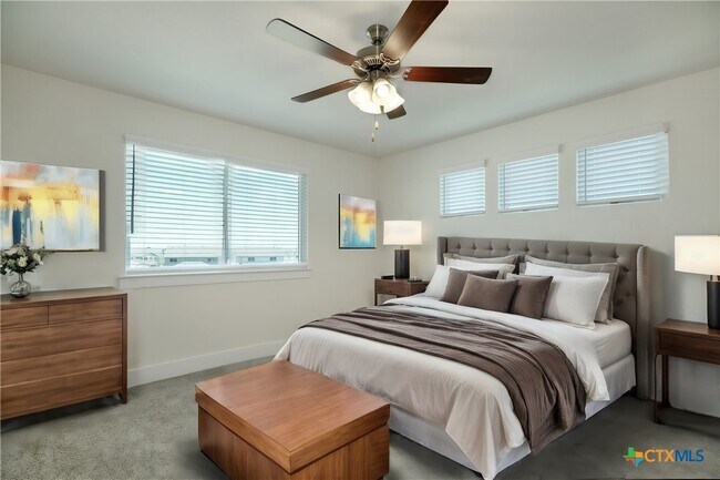 Building Photo - 303 Alamar Knot Way