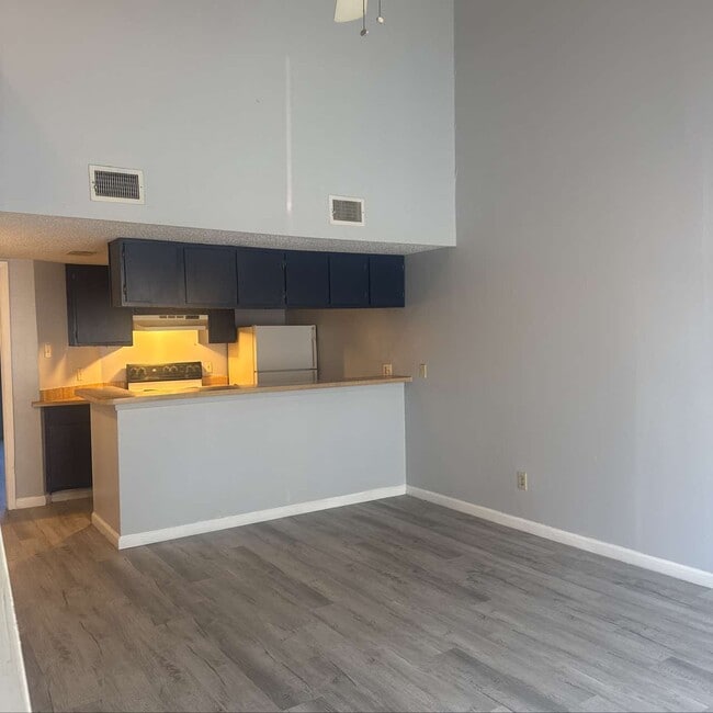 Foto del edificio - 501 Kennon Ln