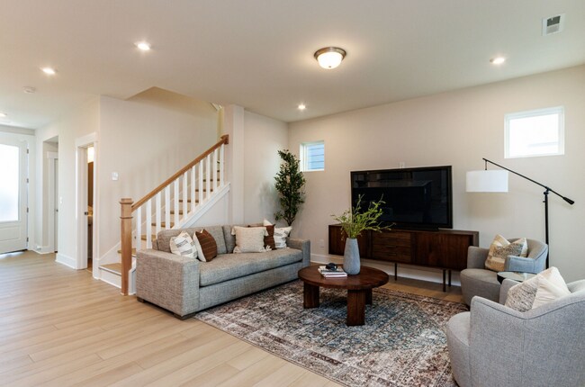 Foto del edificio - 339 Parkland Dr