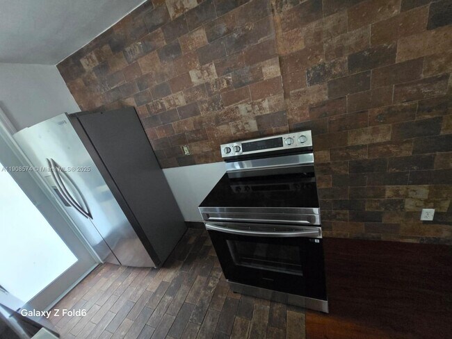 Foto del edificio - 1715 Wiley St