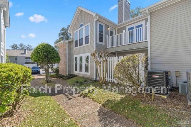 Building Photo - 7171 N 9th Ave