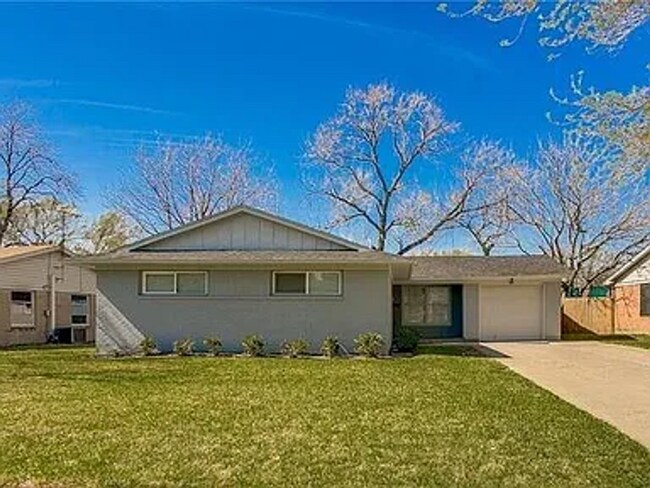 Foto del edificio - 13375 Glenside Dr