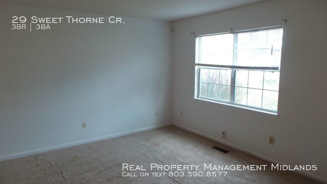 Building Photo - Lovely Split-level Home in Irmo! Apply Now!