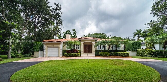 Foto del edificio - 1237 Aduana Ave