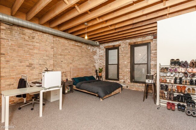 Foto del edificio - 1 br, 1 bath Condo - 660 W Grand Ave