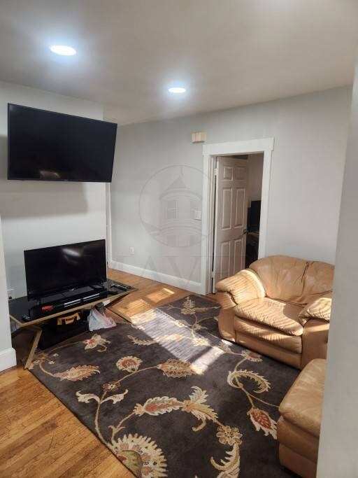 Foto del edificio - 1 Dell St