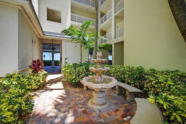 Foto del edificio - 275 NW Flagler Ave