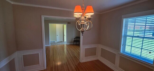 Foto del edificio - 523 Shofner Ave