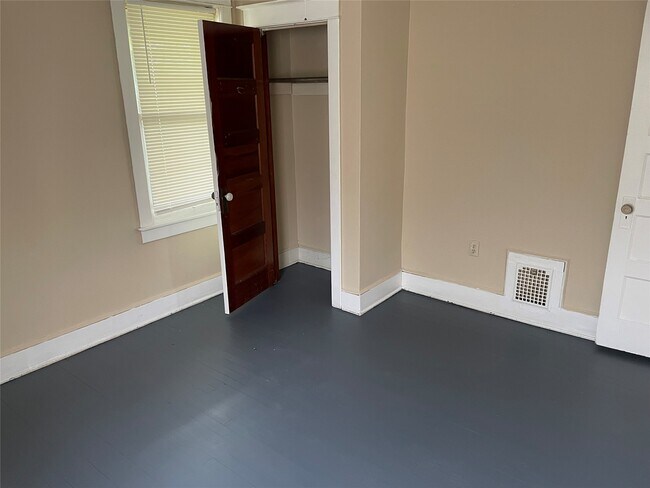 Foto del edificio - 14 Merrill St