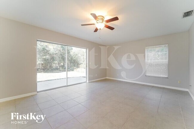 Building Photo - 3863 Atwater Dr