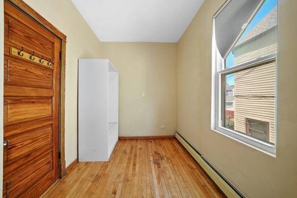 Foto del edificio - 4436 S Washtenaw Ave