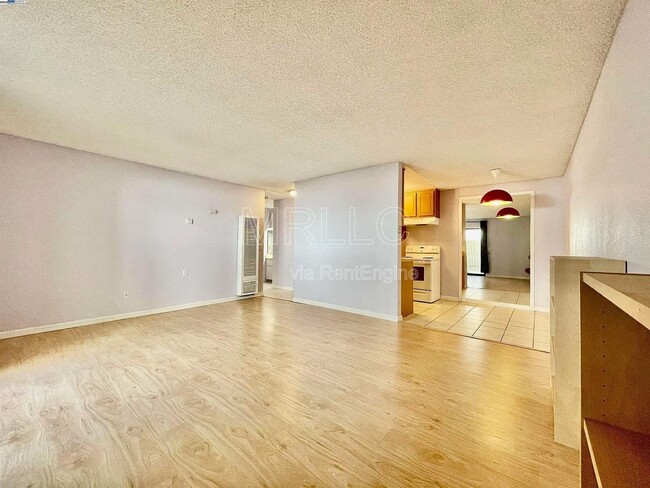 Photo - 2077 Washington Ave Apartment