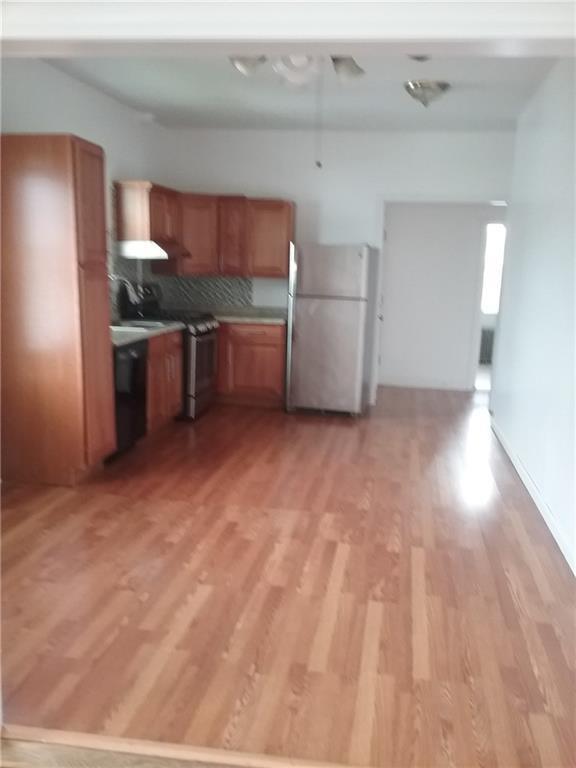 Foto del edificio - 90 Clemence St