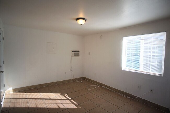 Foto del edificio - 430 Crawford St