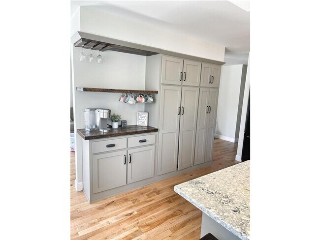 Foto del edificio - Remodeled 4 bedroom 2 bath 2 car Baxter Home