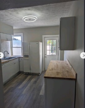 Foto del edificio - 3207 Parkview Ave