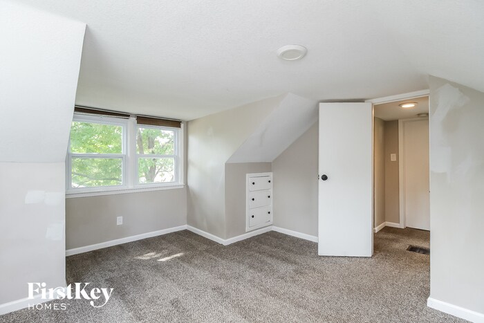 Foto principal - 5007 Halsey St