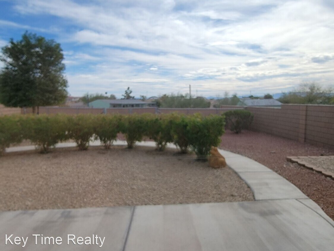 Foto del edificio - 3 br, 2 bath House - 2086 E. Jamie Road