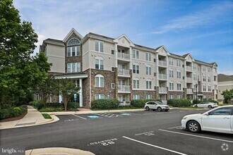 Building Photo - 24701 Byrne Meadow Square