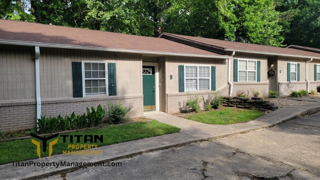 Building Photo - 2 bed/2 bath Apartment