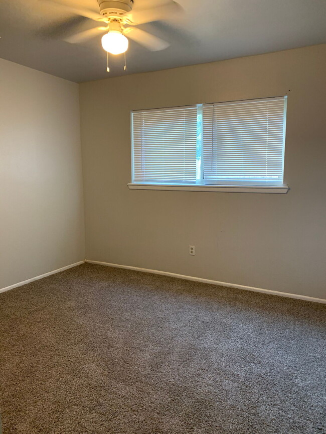 Building Photo - Cute duplex in North Lubbock