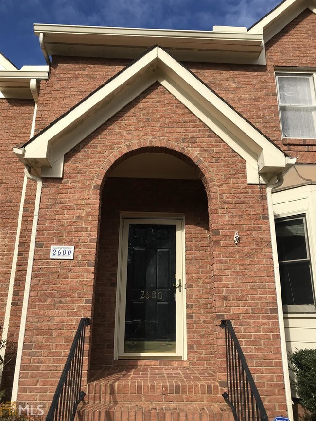 Foto del edificio - 2600 Holcomb Springs Dr