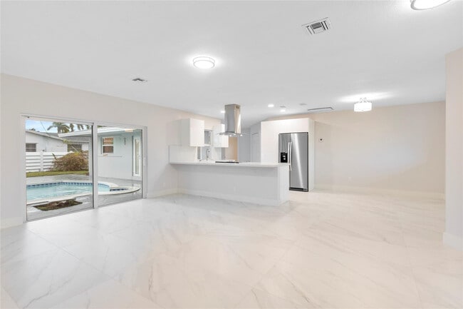Foto del edificio - 4490 NW 8th St
