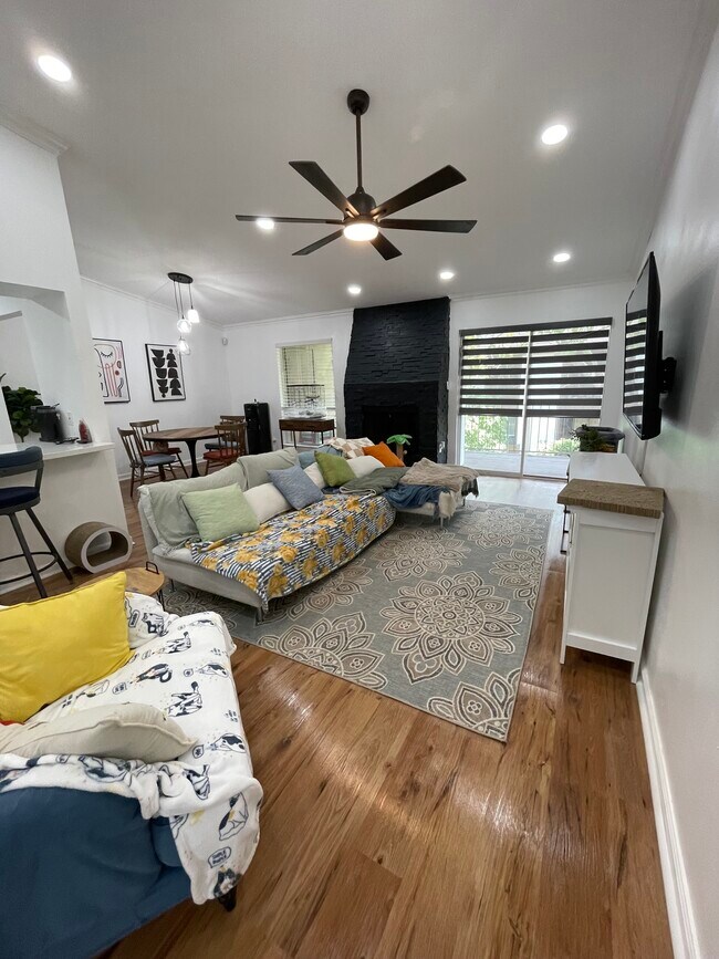 Foto del edificio - 2901 Central Blvd