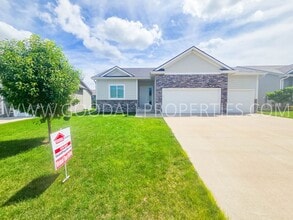 Building Photo - 16656 Wilden Dr
