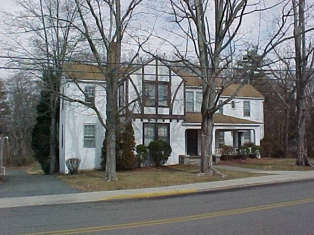 Foto principal - 126 Rawley Ave