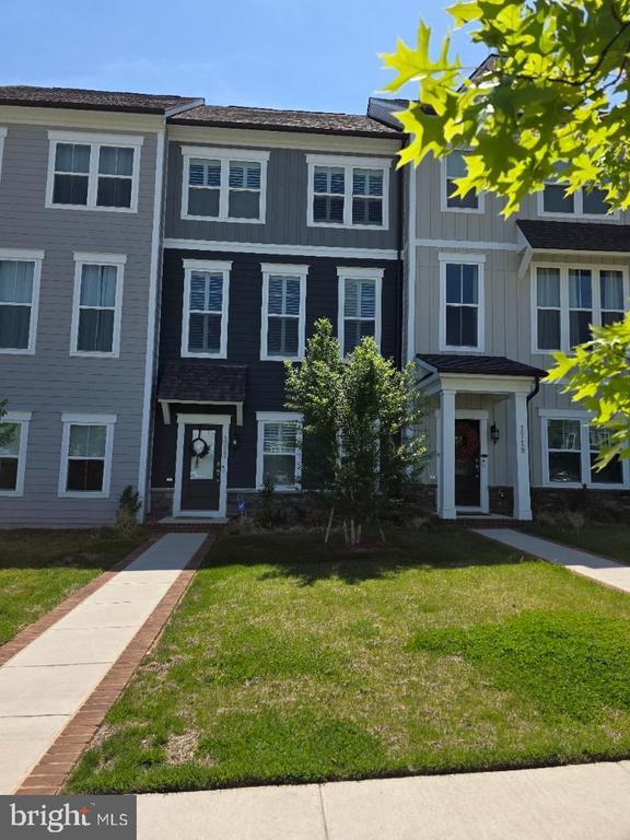 Building Photo - 1717 Autumn Maple Leaf Dr