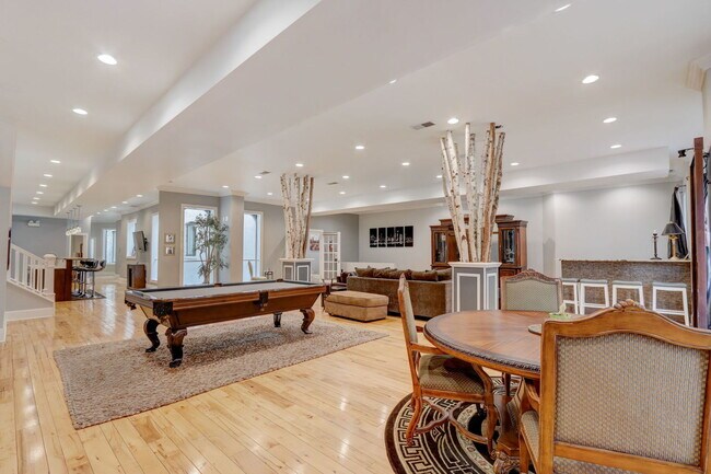 Foto del edificio - 22 W Ontario St