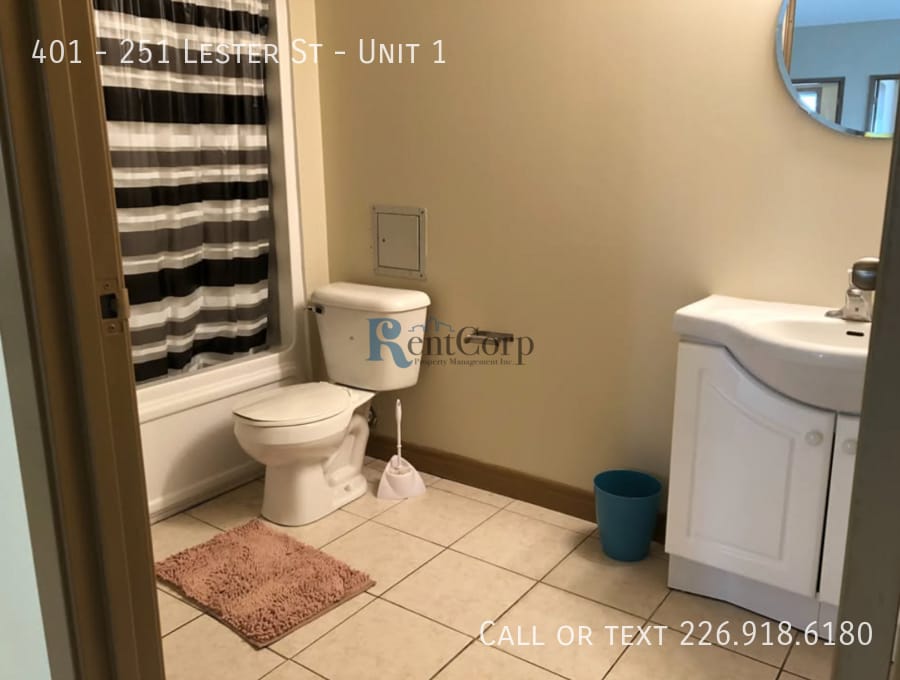 Building Photo - 251-251 Lester St