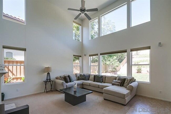 Building Photo - 10665 Hunters Glen Dr
