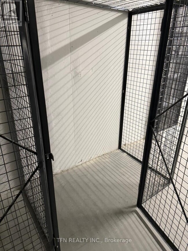 Building Photo - 15 Richardson St