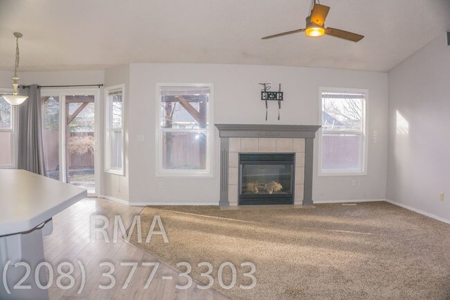 Foto del edificio - 5517 N Rosepoint Way