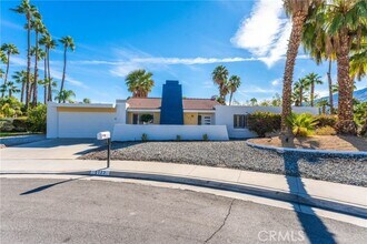 Building Photo - 1123 El Cid