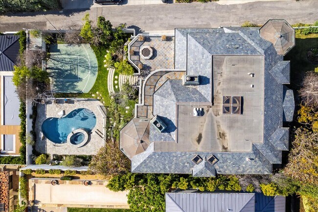Foto del edificio - 818 8th St