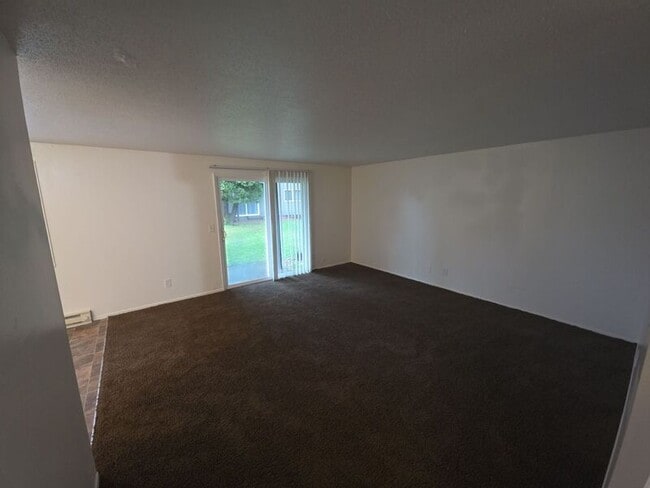 Building Photo - 3782 Iberis St NE